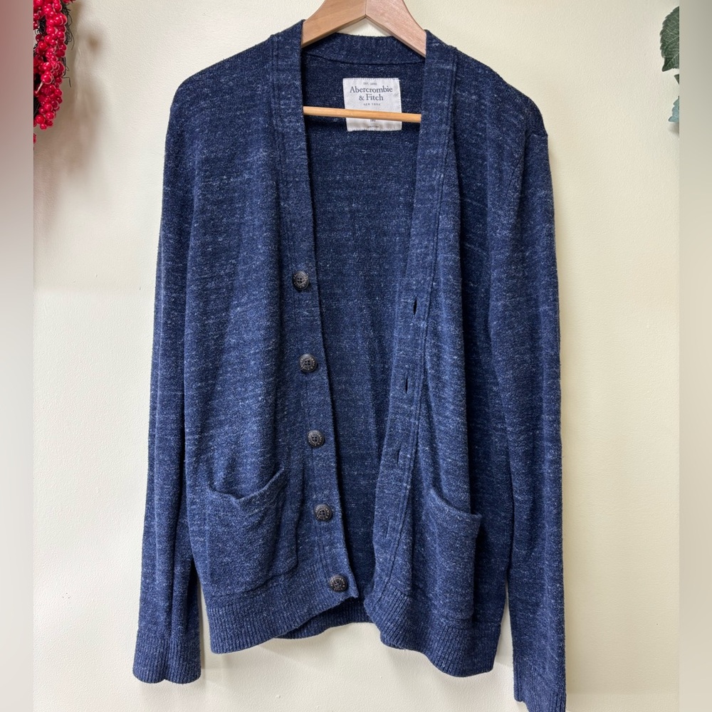 Abercrombie & Fitch Men’s Heathered Blue Button Up Cardigan Size Medium